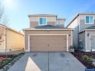 878 S  View Dr, Molalla, OR 97038