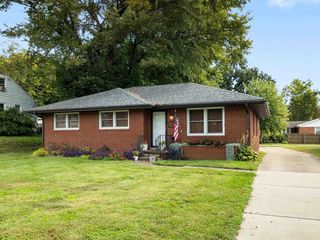 526 S  Elm St, Henderson, KY 42420