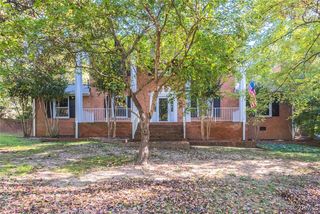 10411 Morehead Dr, Chester, VA 23831