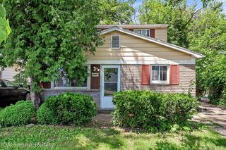 15226 Beech Daly Rd, Taylor, MI 48180