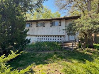 694 Cass Ct, Gary, IN 46403