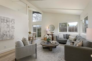172 Kingston Ave #D, Goleta, CA 93117