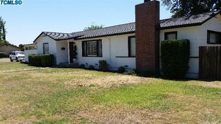 1035 W WOODLAND, Visalia, CA 93277