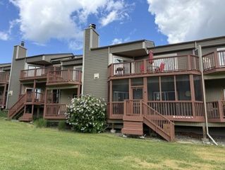 546 Quadna Mountain Rd, Hill City, MN 55748