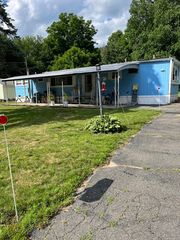 23 Riverview Cir, Brimfield, MA 01010