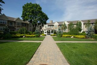 150 Secatogue Ave #8d7409b9a, Farmingdale, NY 11735