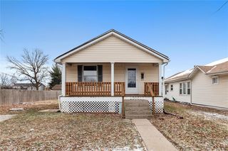 143 E  7th St, Roxana, IL 62084