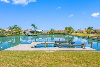 9801 COMPASS POINT WAY, Tampa, FL 33615