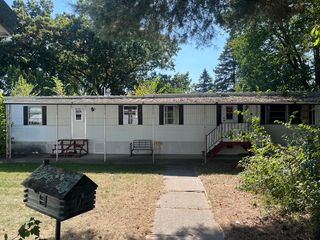 52879 25th St, Mattawan, MI 49071