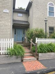 24 Ryans Way #7, Mashpee, MA 02649