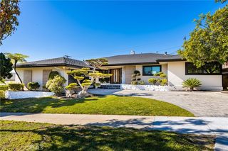 5419 S  Garth Ave, Los Angeles, CA 90056