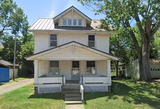 416 16th St NW, Canton, OH 44703
