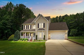 3704 Highland Creek Dr, Apex, NC 27502