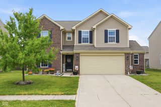 3140 Monterey Dr, Whiteland, IN 46184