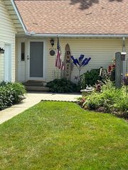 2378 Port Williams Dr, Stow, OH 44224