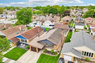 5742 S  Rutherford Ave, Chicago, IL 60638