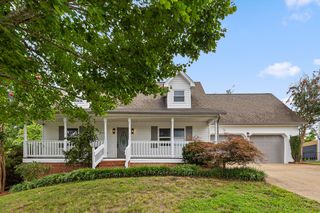 10127 Rolling Wind Dr, Soddy Daisy, TN 37379