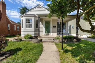2037 N  Melborn St, Dearborn, MI 48128