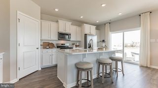 20 Norwich Ln, Moorestown, NJ 08057