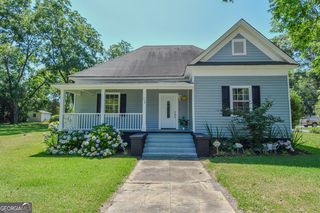 758 Greenwood St, Barnesville, GA 30204