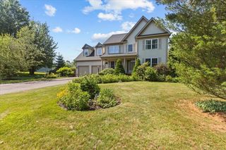54 Fairway Drive, Williston, VT 05495