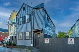 103 Cooper St, Charleston, SC 29403