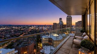 430 Stuart St #32A, Boston, MA 02116