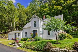 22 Old Georges Mills Road, Sunapee, NH 03782