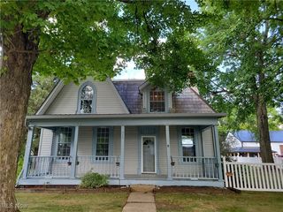 206 High St, Somerset, OH 43783
