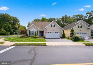 38 Marlow Dr, Jackson, NJ 08527