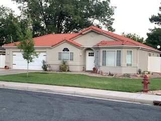 695 W  250 S, Hurricane, UT 84737