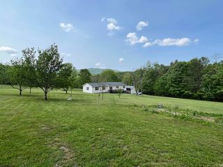 85 Swecker Ln, Valley Head, WV 26294
