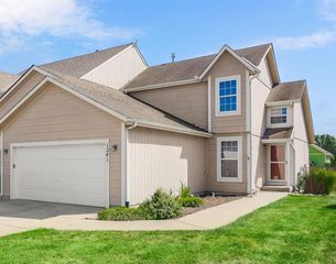 1241 S  5th St E, Louisburg, KS 66053