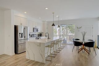 2021 Placentia Ave, Costa Mesa, CA 92627