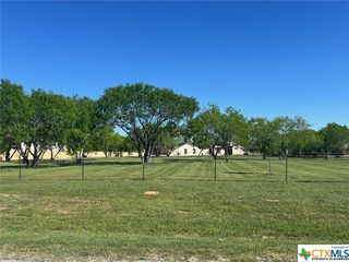 541 Rawhide Rd, Seguin, TX 78155