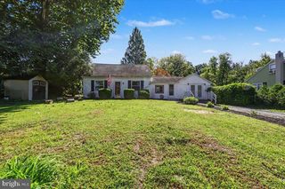 2010 Perkiomenville Rd, Green Lane, PA 18054