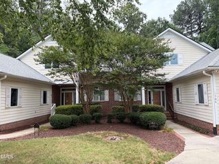 104 Turnberry Ln, Chapel Hill, NC 27514