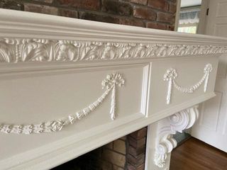 Mantle detail