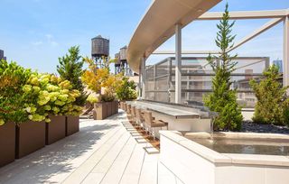 120 W  21st St #211, New York, NY 10011