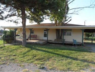 400 N  Cox St, Granite, OK 73547