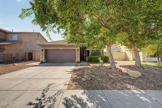 3645 S JOSHUA TREE Lane, Gilbert, AZ 85297