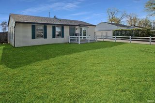6217 Chatham Dr, Fort Wayne, IN 46816
