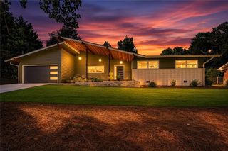 3814 Leander Ct, Tucker, GA 30084