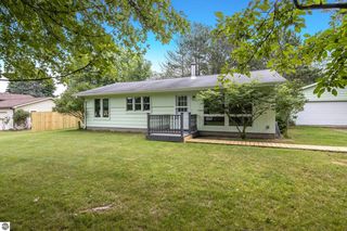 11075 S  Lacore Rd, Empire, MI 49630