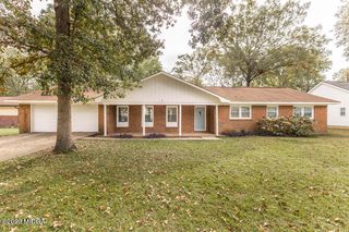 612 Clemson Dr, Warner Robins, GA 31093