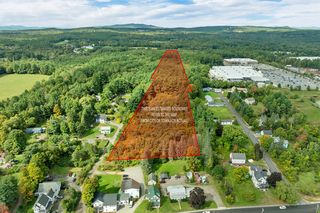 15 Jocelyn Lane, Tilton, NH 03276