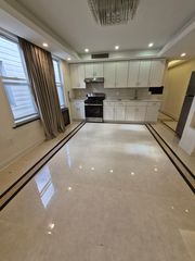 1726 76th St #2, Brooklyn, NY 11214