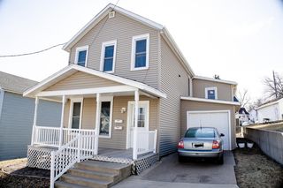 1410 W  3rd St, Dubuque, IA 52001