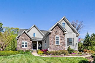 325 Trollinger St, Randleman, NC 27317