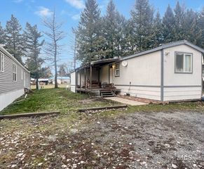 3175 Tomer Rd   #28, Moscow, ID 83843